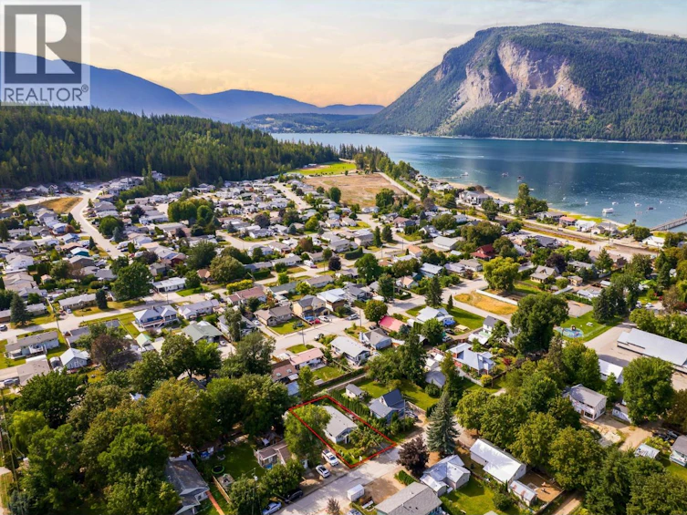 7101 Northeast 51 Street, Salmon Arm, BC, V0E 1K0 - 3