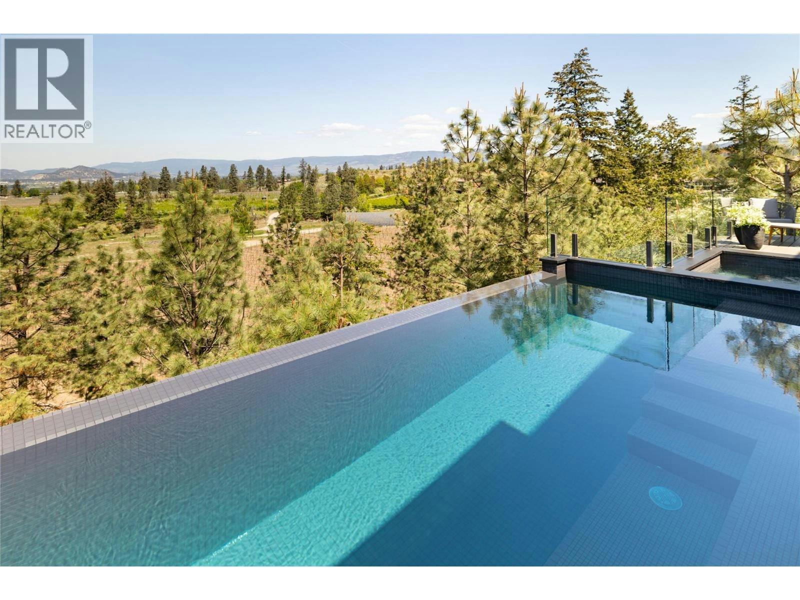 1076 Westpoint Drive, Kelowna, BC, V1W 4Z9 - 71