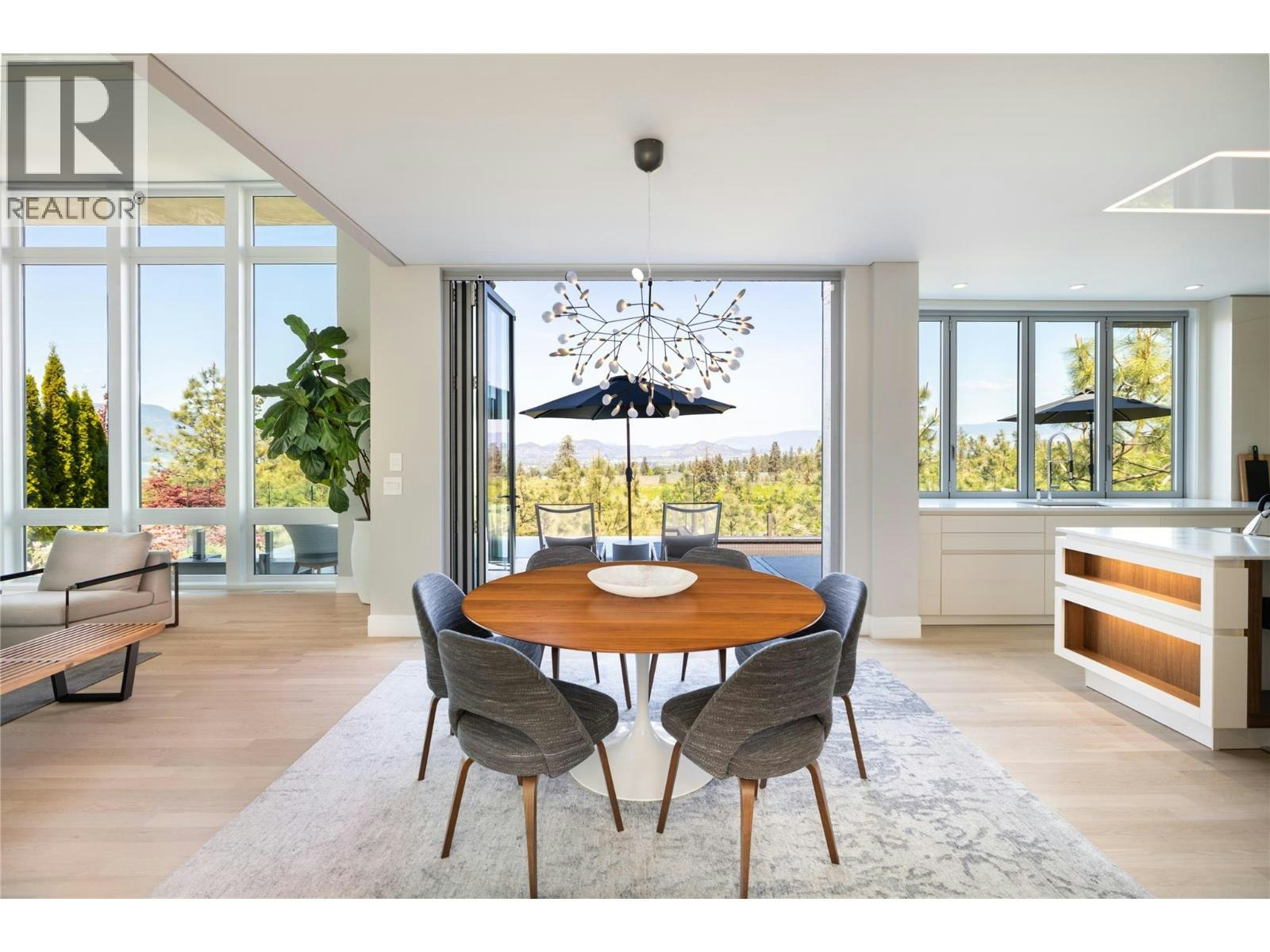 1076 Westpoint Drive, Kelowna, BC, V1W 4Z9 - 8