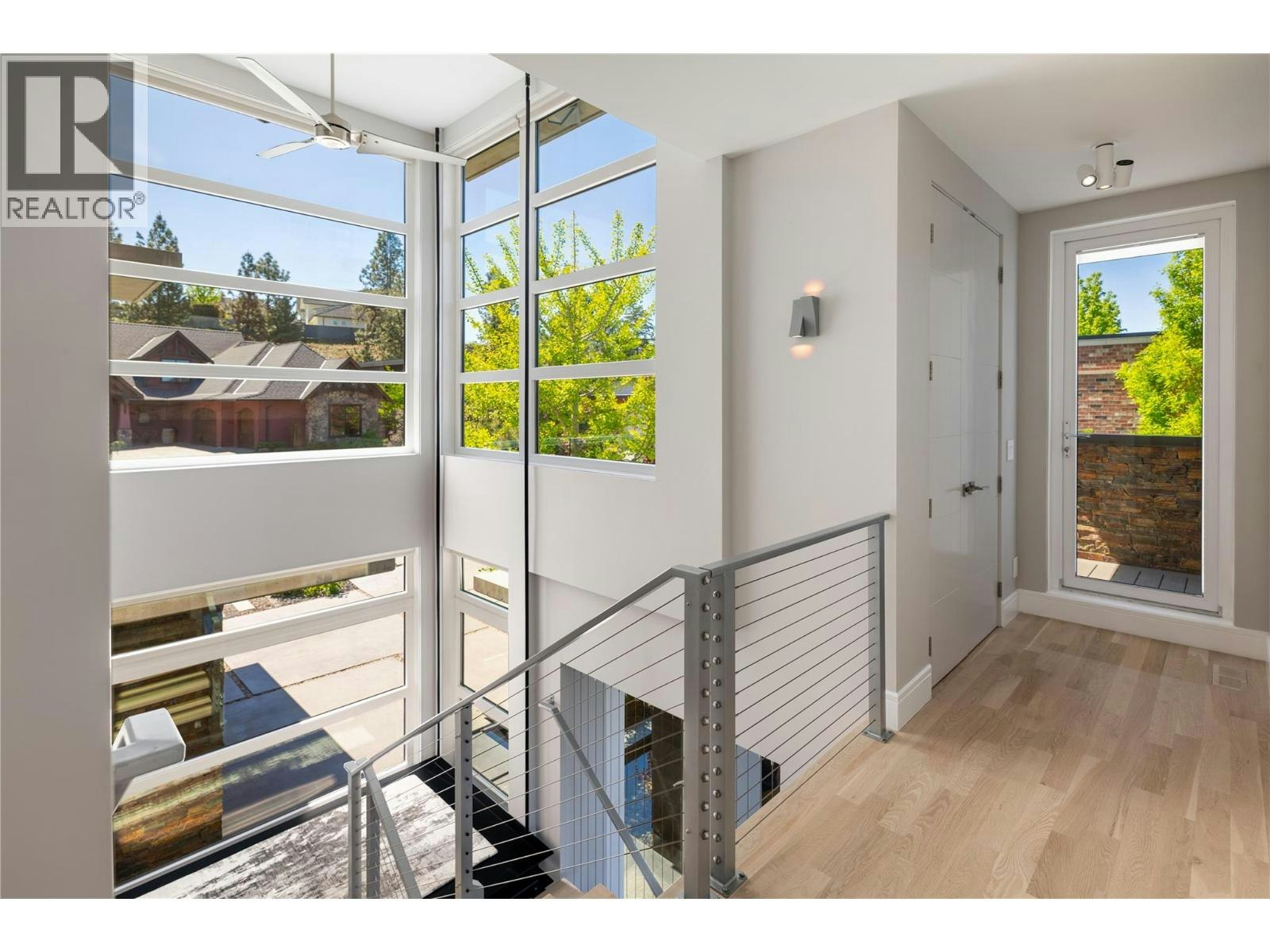 1076 Westpoint Drive, Kelowna, BC, V1W 4Z9 - 30