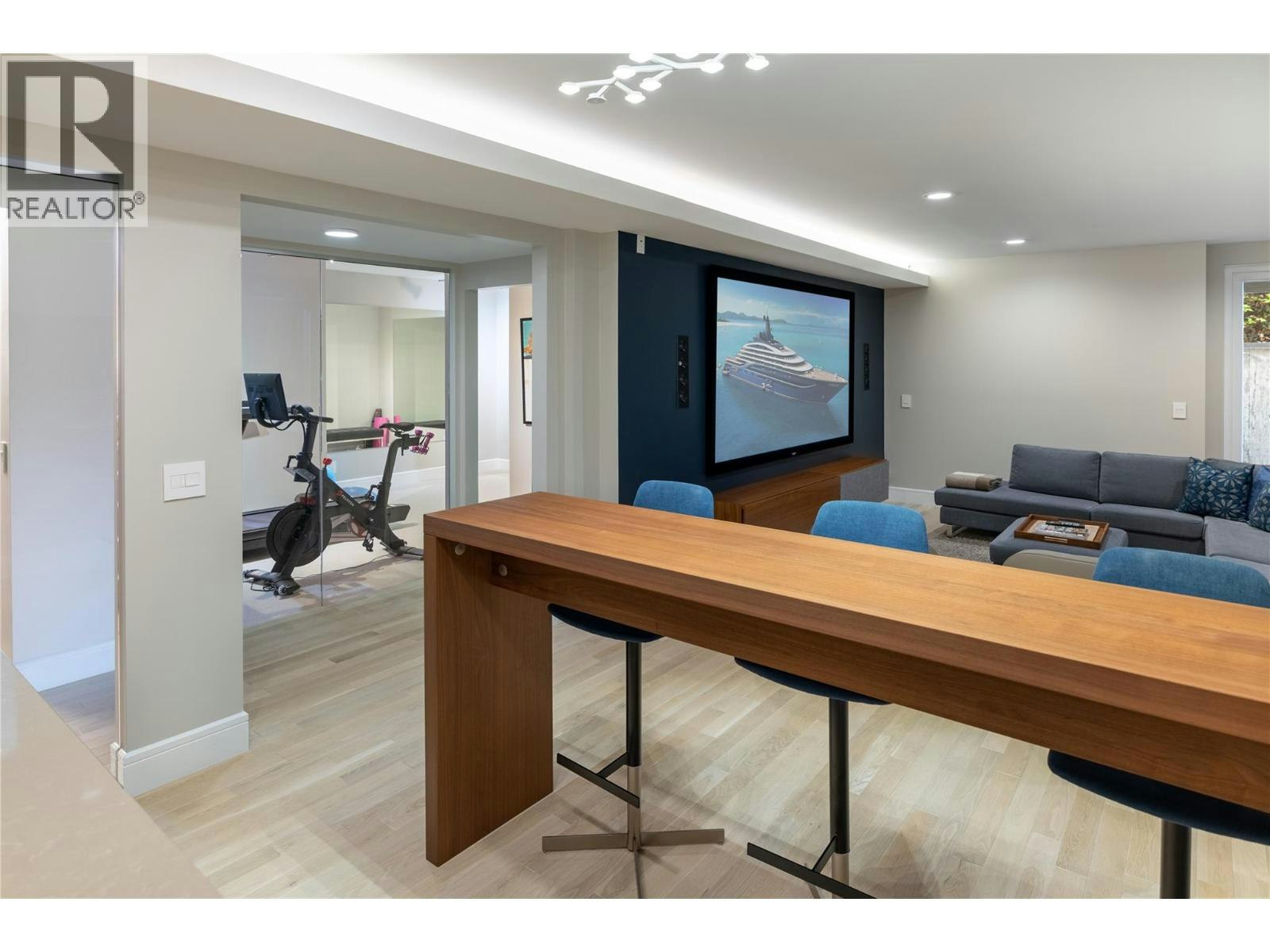 1076 Westpoint Drive, Kelowna, BC, V1W 4Z9 - 48