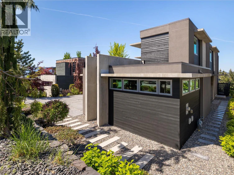 1076 Westpoint Drive, Kelowna, BC, V1W 4Z9 - 66