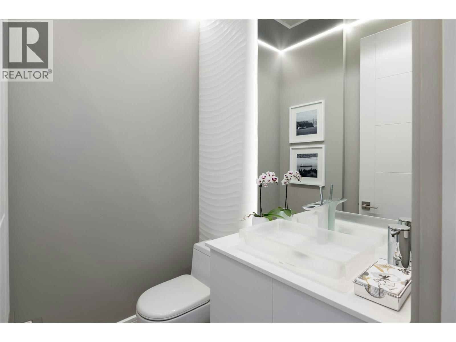 1076 Westpoint Drive, Kelowna, BC, V1W 4Z9 - 42