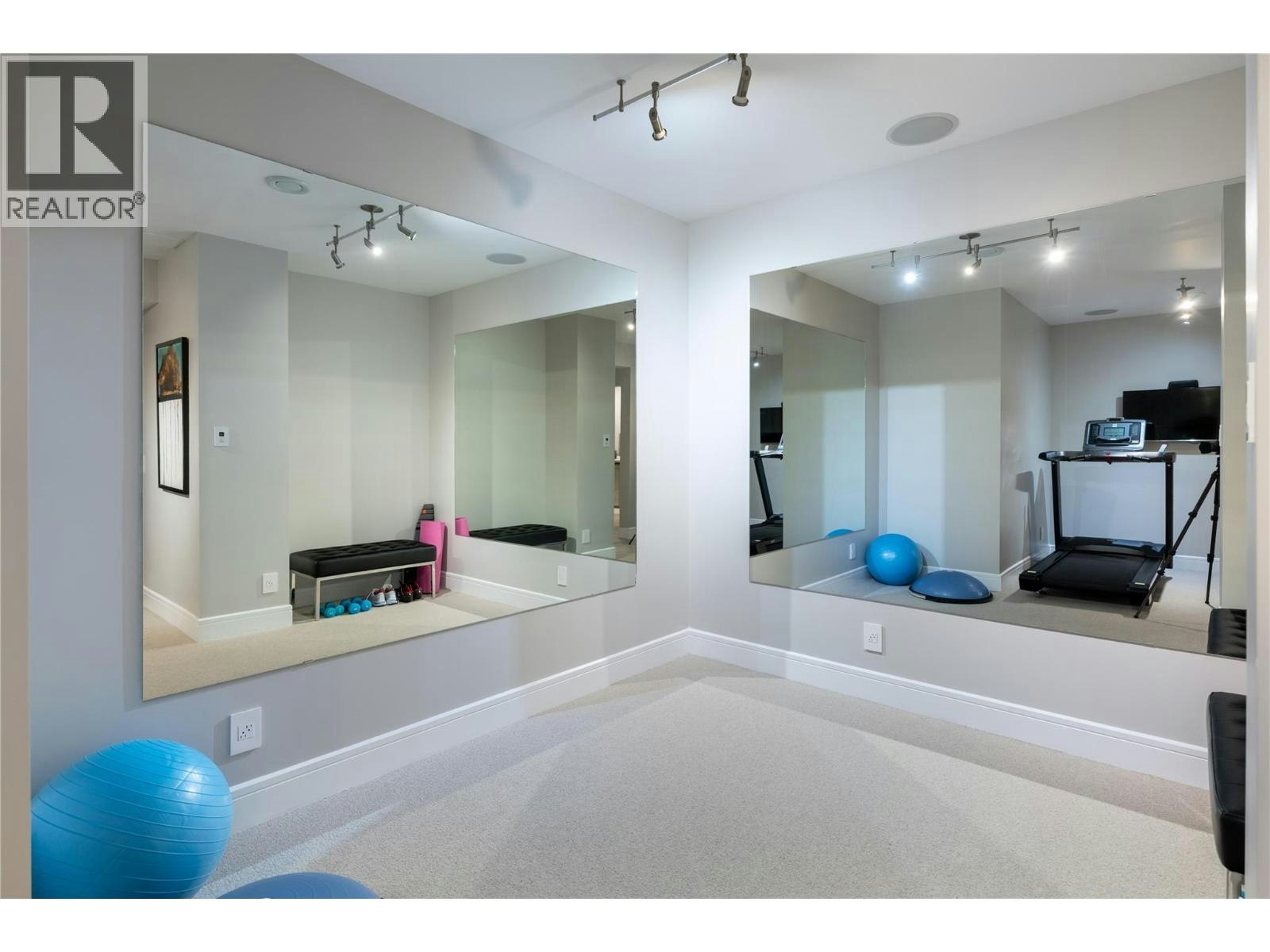 1076 Westpoint Drive, Kelowna, BC, V1W 4Z9 - 50