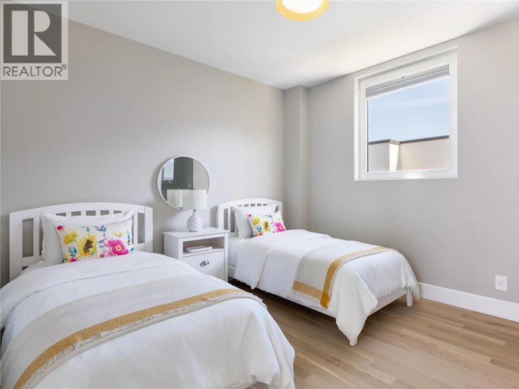 1076 Westpoint Drive, Kelowna, BC, V1W 4Z9 - 44