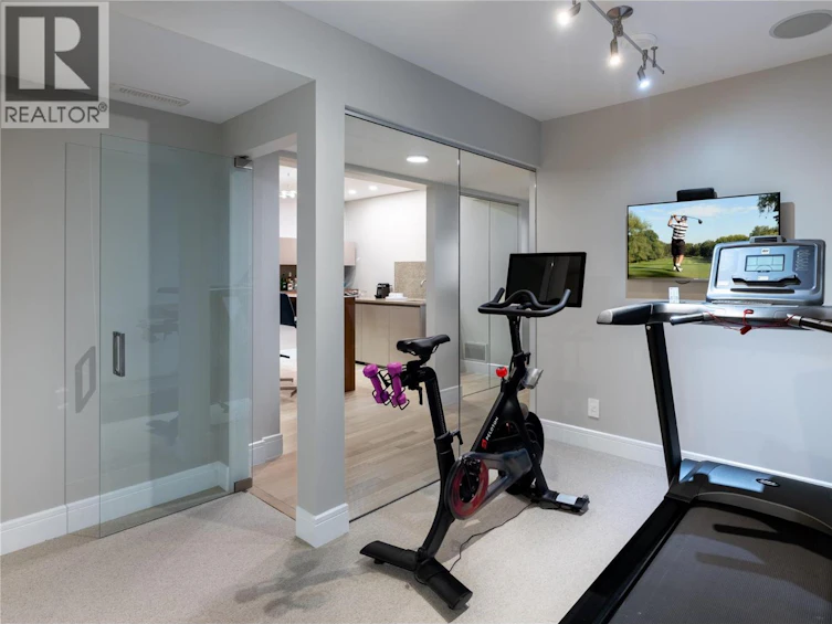 1076 Westpoint Drive, Kelowna, BC, V1W 4Z9 - 51