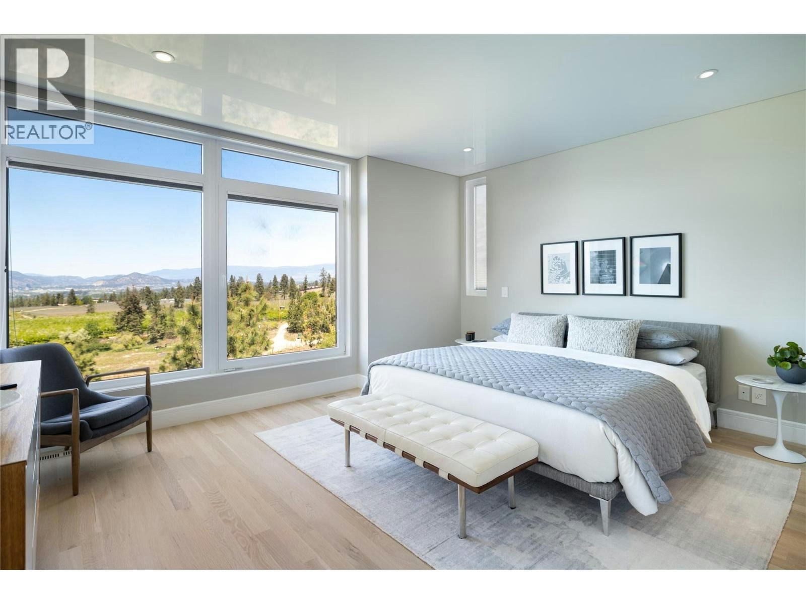 1076 Westpoint Drive, Kelowna, BC, V1W 4Z9 - 31