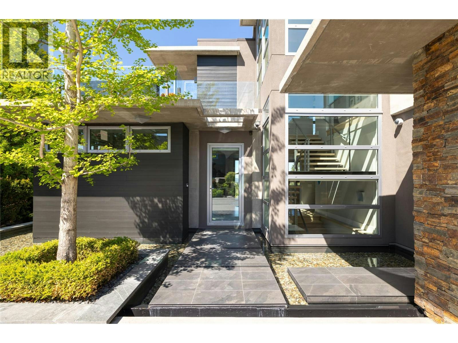 1076 Westpoint Drive, Kelowna, BC, V1W 4Z9 - 60