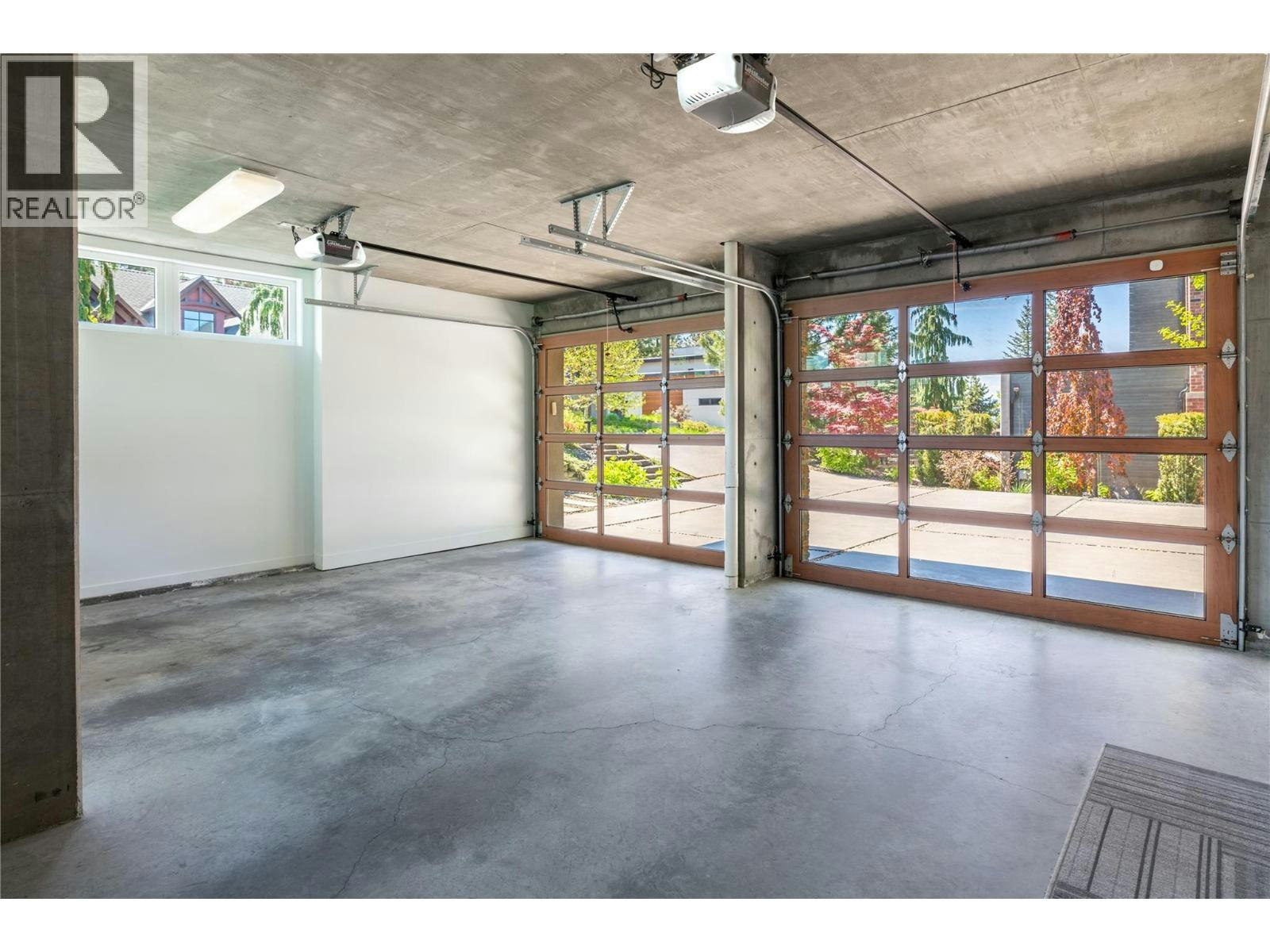 1076 Westpoint Drive, Kelowna, BC, V1W 4Z9 - 52