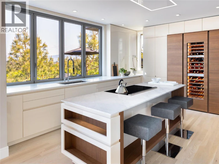 1076 Westpoint Drive, Kelowna, BC, V1W 4Z9 - 9