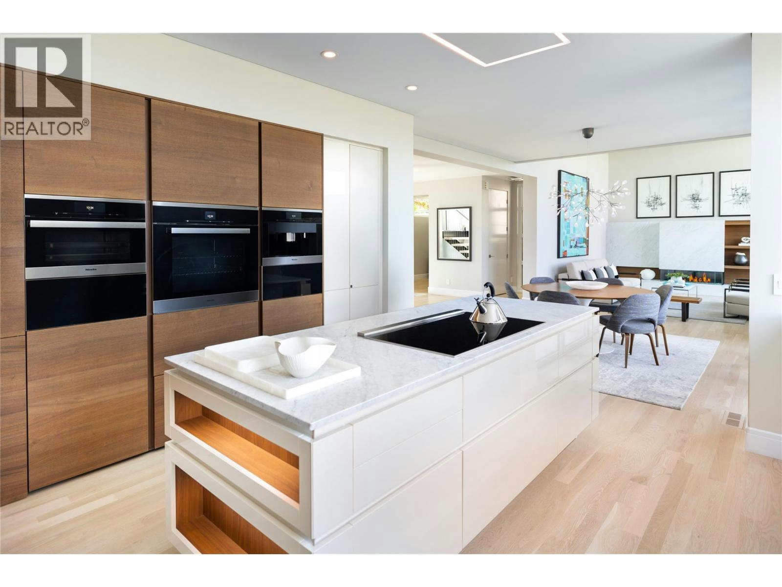 1076 Westpoint Drive, Kelowna, BC, V1W 4Z9 - 11