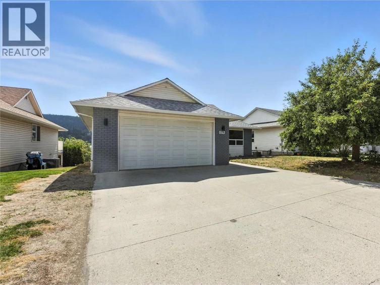 1379 Sunshine Court, Kamloops, BC, V2E 2P9 - 2