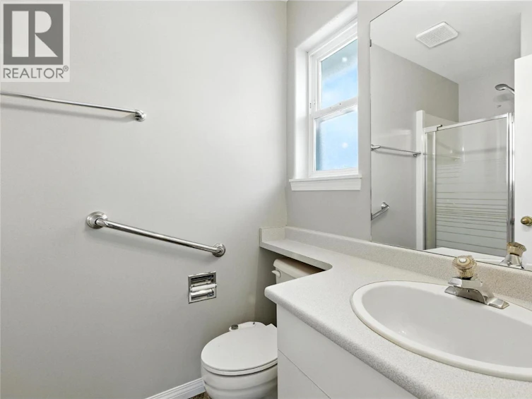 1379 Sunshine Court, Kamloops, BC, V2E 2P9 - 39