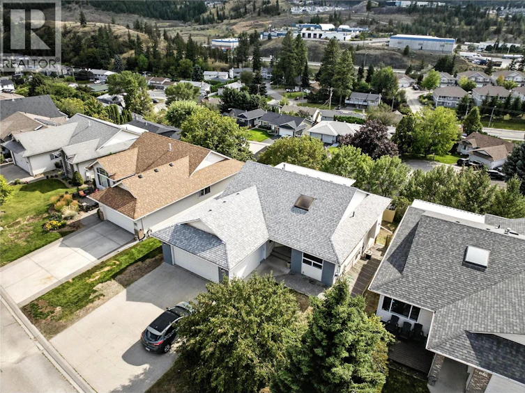 1379 Sunshine Court, Kamloops, BC, V2E 2P9 - 9