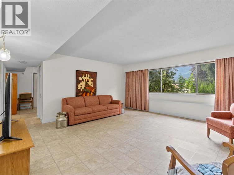 4102 Malakwa Road, Malakwa, BC, V0E 2J0 - 19