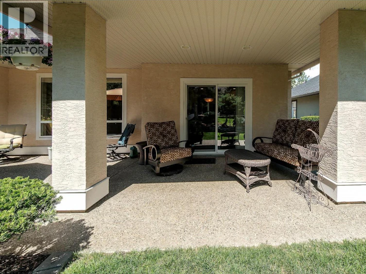 4137 S Gallaghers Forest, Kelowna, BC, V1W 5E4 - 37