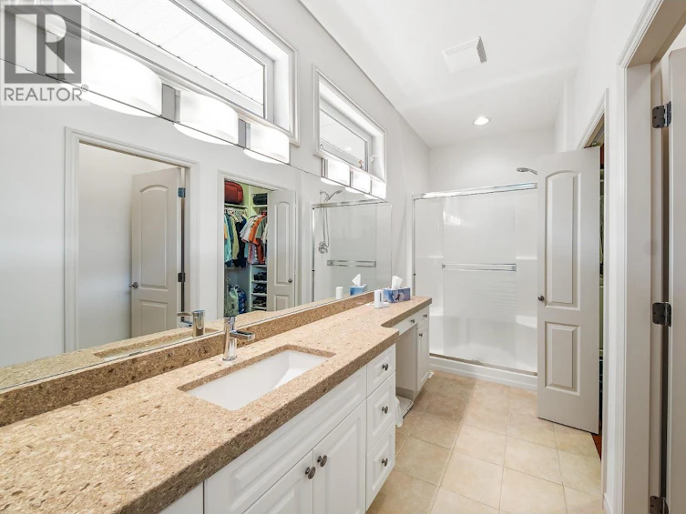 4137 S Gallaghers Forest, Kelowna, BC, V1W 5E4 - 22