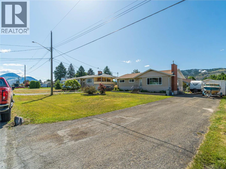 2321 Young Avenue, Kamloops, BC, V2B 4M7 - 11