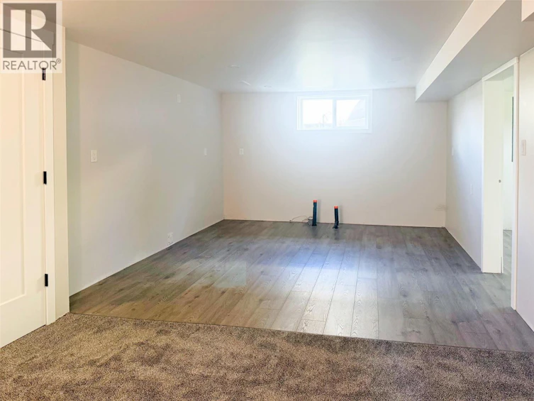 2321 Young Avenue, Kamloops, BC, V2B 4M7 - 28