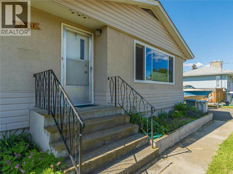 2321 Young Avenue, Kamloops, BC, V2B 4M7 - 13
