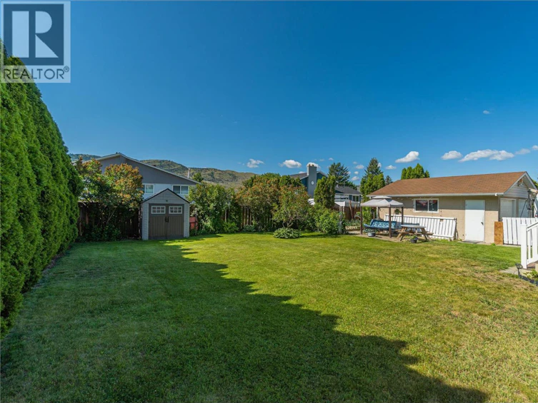 2321 Young Avenue, Kamloops, BC, V2B 4M7 - 6