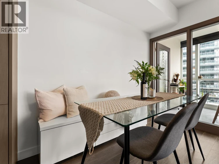 820-68 Smithe Street, Vancouver, BC, V6B 0P4 - 6