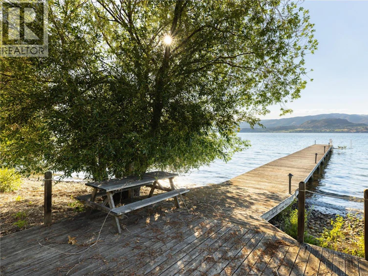 4840 Lakeshore Road, Kelowna, BC, V1W 4H6 - 14