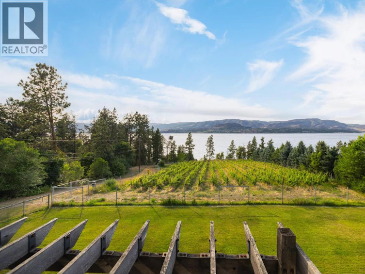 4840 Lakeshore Road, Kelowna, BC, V1W 4H6 - 71
