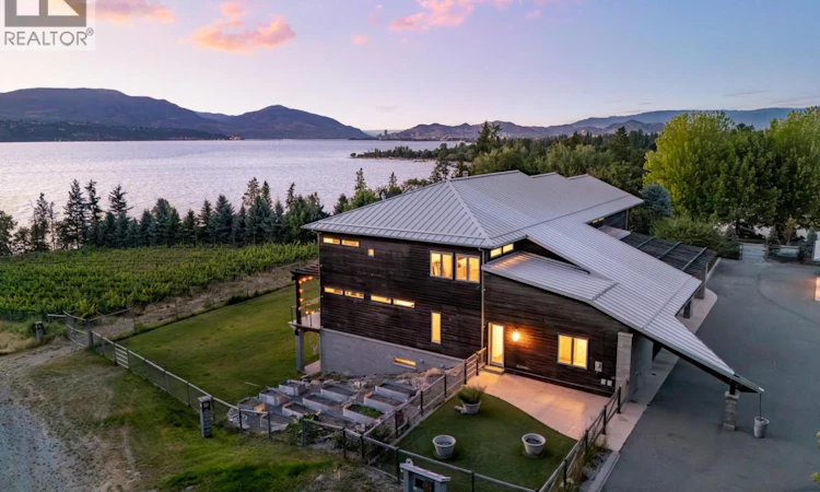 4840 Lakeshore Road