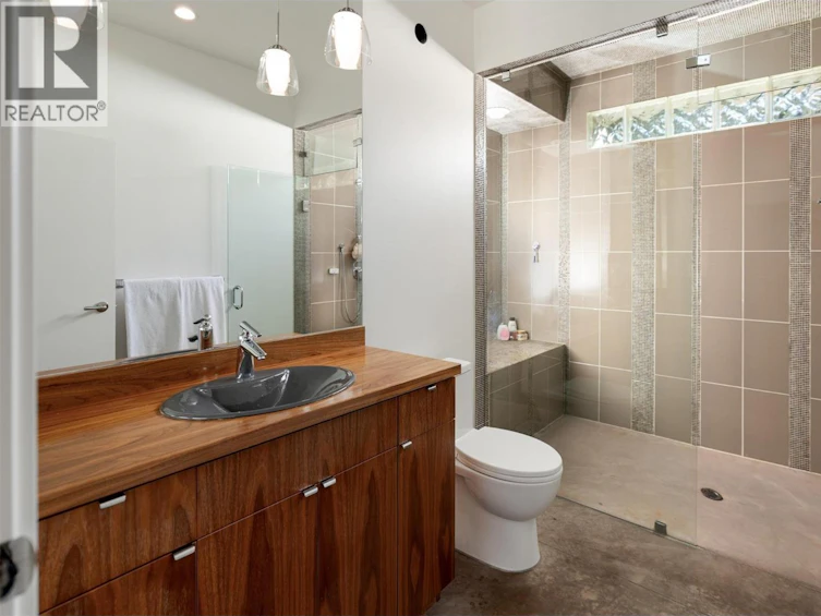4840 Lakeshore Road, Kelowna, BC, V1W 4H6 - 56