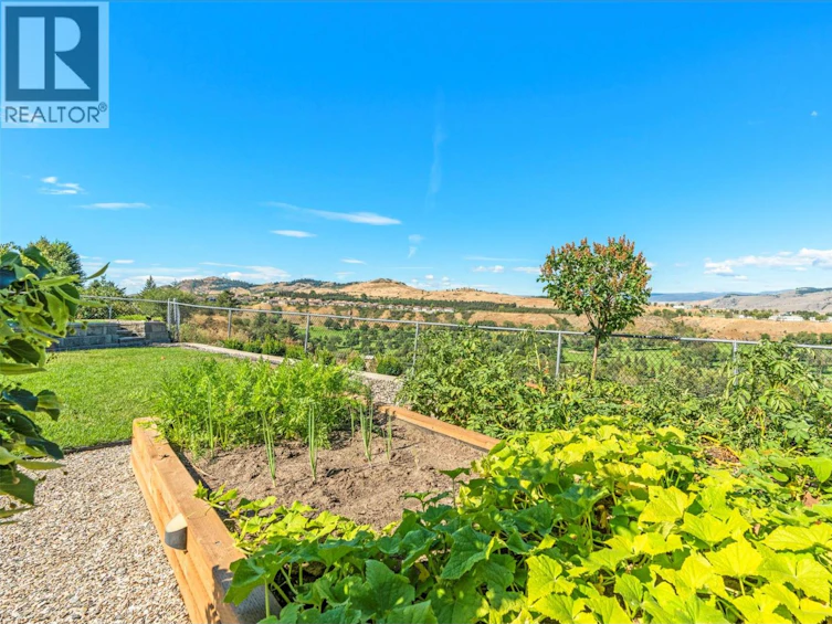 1041 Mt Atkinson Place, Vernon, BC, V1B 3Z2 - 46