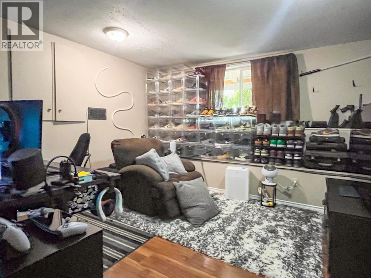 3219 Sagebrush Court, West Kelowna, BC, V4T 2G6 - 32