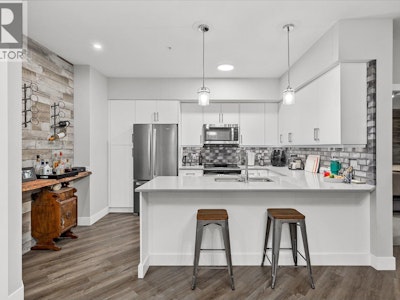 216-3090 Burtch Road - 3