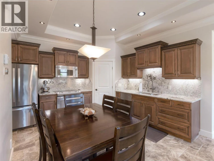 2571 Abbott Street, Kelowna, BC, V1Y 9T9 - 8