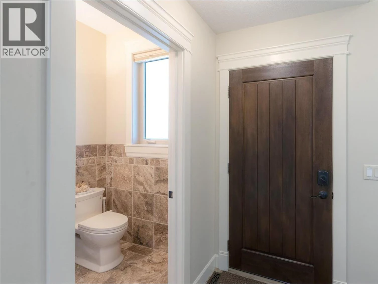 2571 Abbott Street, Kelowna, BC, V1Y 9T9 - 18