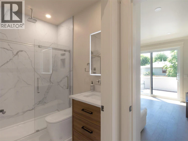 2571 Abbott Street, Kelowna, BC, V1Y 9T9 - 14