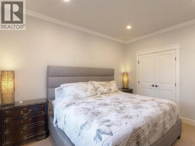 2571 Abbott Street, Kelowna, BC, V1Y 9T9 - 13