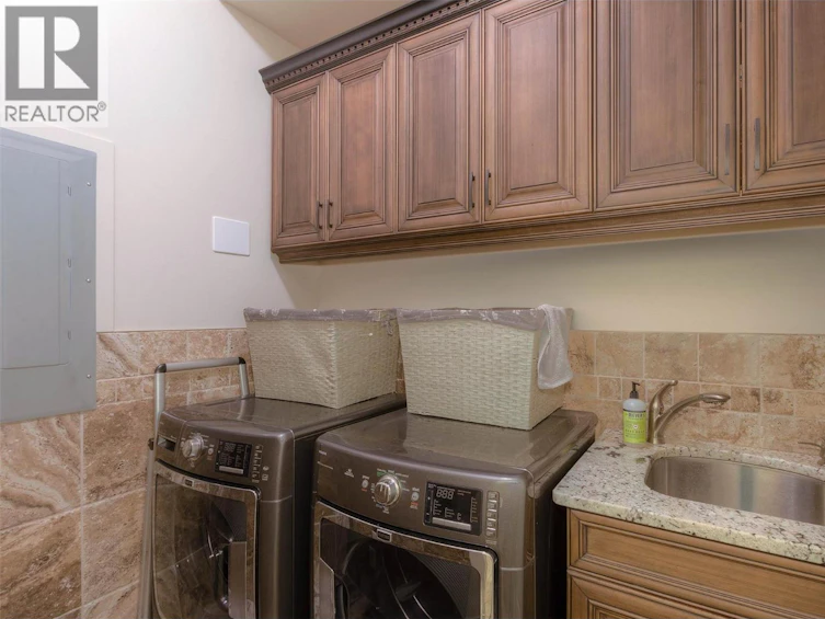 2575 Abbott Street, Kelowna, BC, V1Y 9T9 - 15