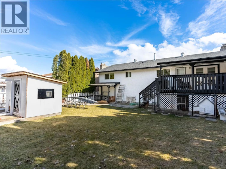 531 Pine Street, Ashcroft, BC, V0K 1A0 - 2