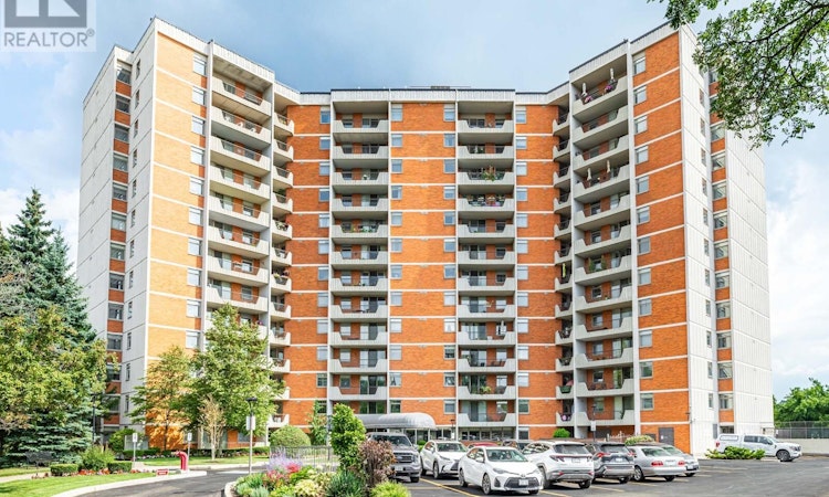 508-7811 Yonge Street