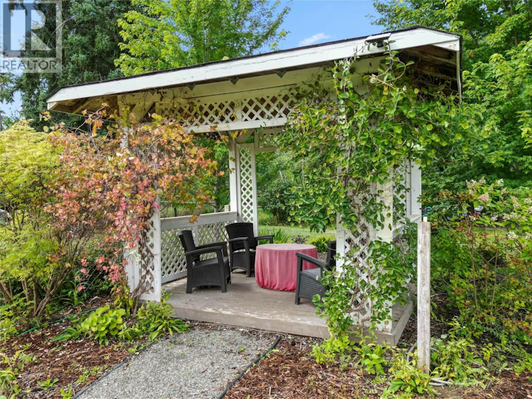 933 Glenacre Road, McLure, BC, V0E 2H0 - 11
