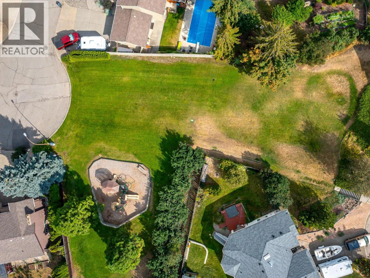 50 Lochhaven Court, Coldstream, BC, V1B 2G9 - 44