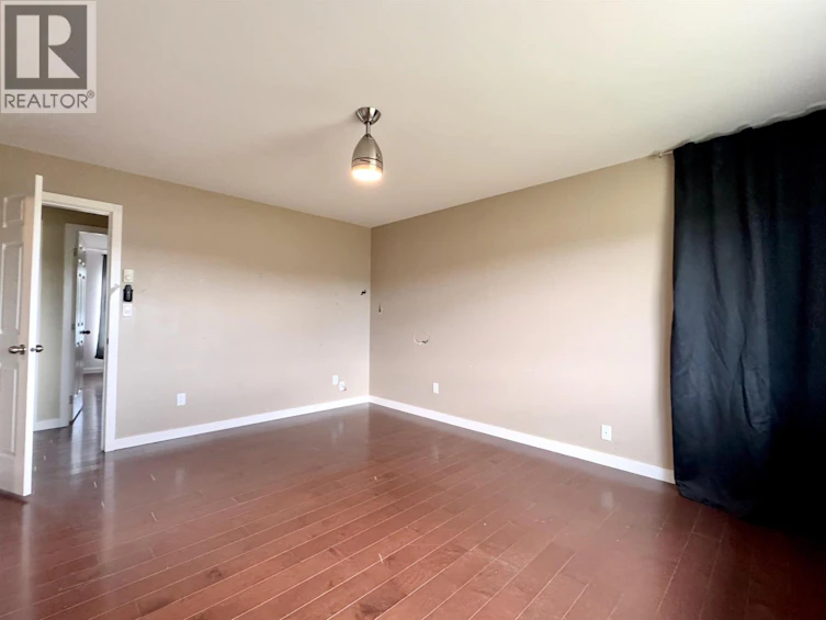 5553 Park Drive, 103 Mile House, BC, V0K 2E1 - 6