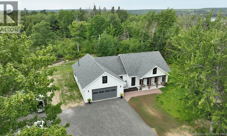 4 Riverview Avenue