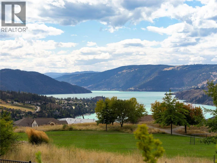 640 Mt. Ida Crescent, Coldstream, BC, V1B 4G3 - 68