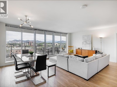 607-485 Groves Avenue - 2
