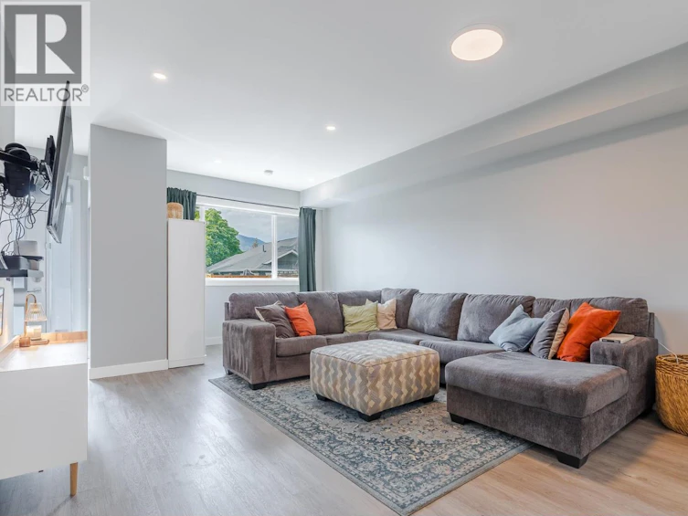 109-253 Norton Street, Penticton, BC, V2A 4H8 - 4