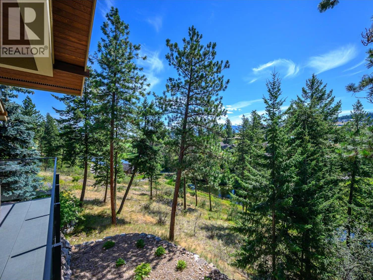 208 Chicopee Road, Vernon, BC, V1H 1V5 - 37