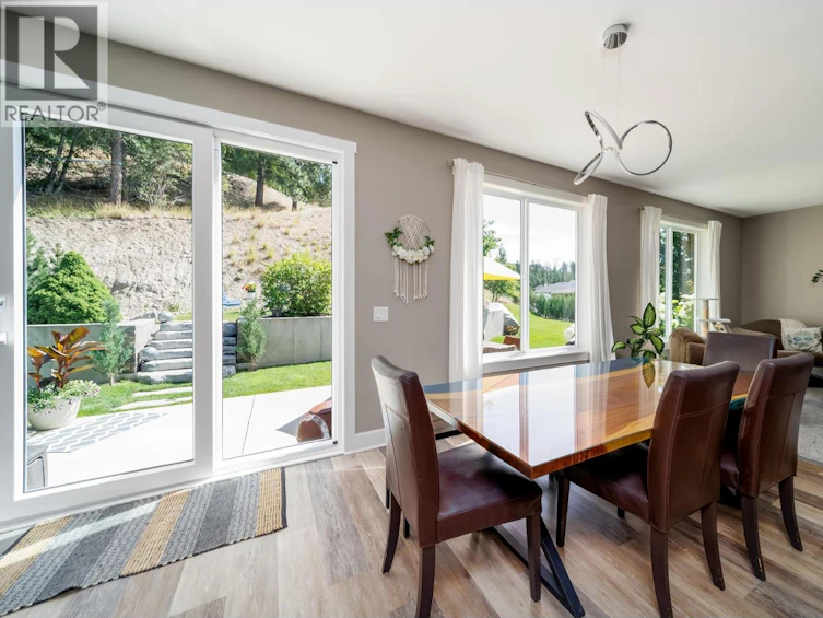 2052 Sunview Drive, West Kelowna, BC, V1Z 3X6 - 36