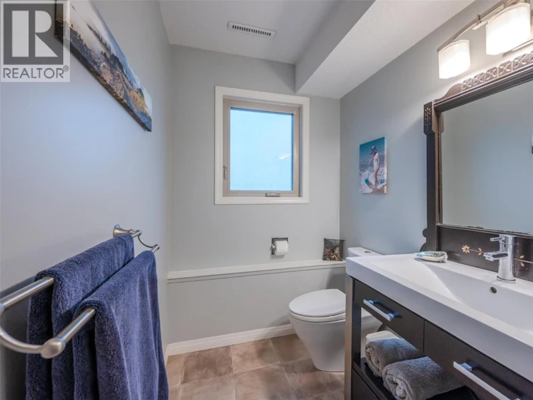 949 Panorama Crescent, Oliver, BC, V0H 1T6 - 38